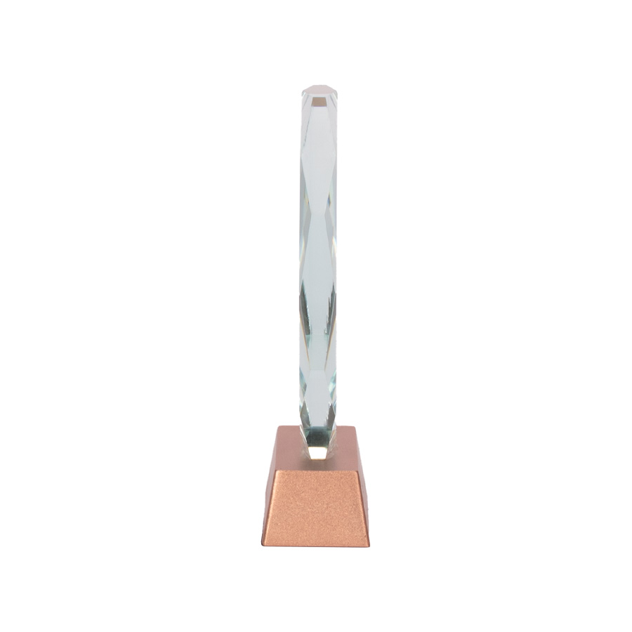 Trofeo Galvano de Cristal "RUNE" con base encobrizada.