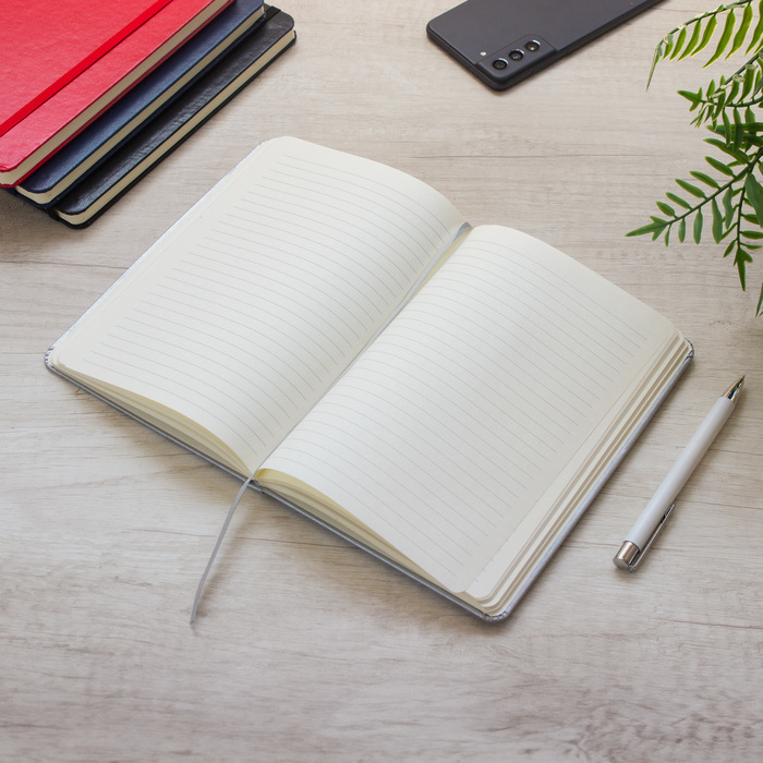 Libreta "MEDIUM"