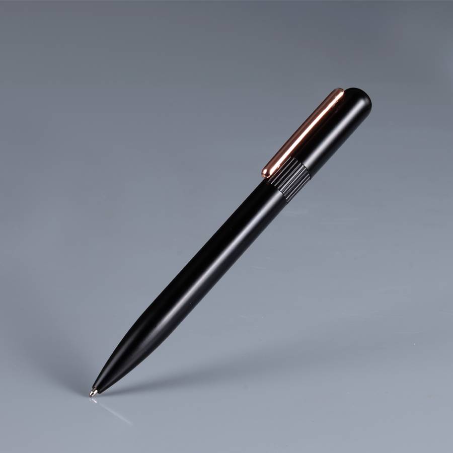 Bolígrafo "BARRICK" con clip encobrizado.